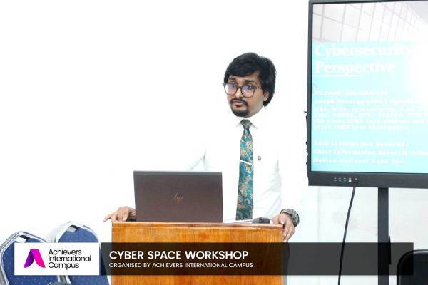 cyber_01